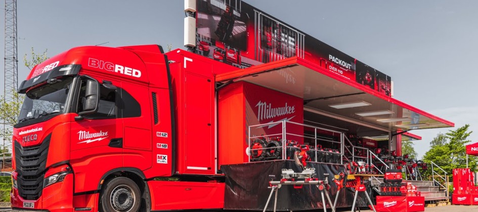 BIG RED Milwaukee débarque chez Autodistribution DESERT à Évreux !